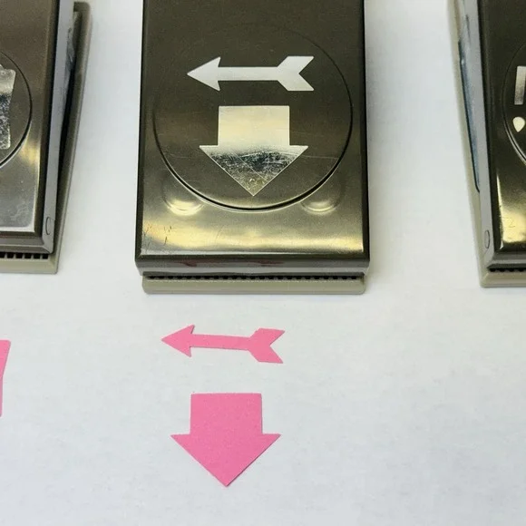 Stampin' Up! Locking Paper Punch LOT of 4 Tags Arrows Cupcake Scrapbook Cards - Picture 3 of 11
